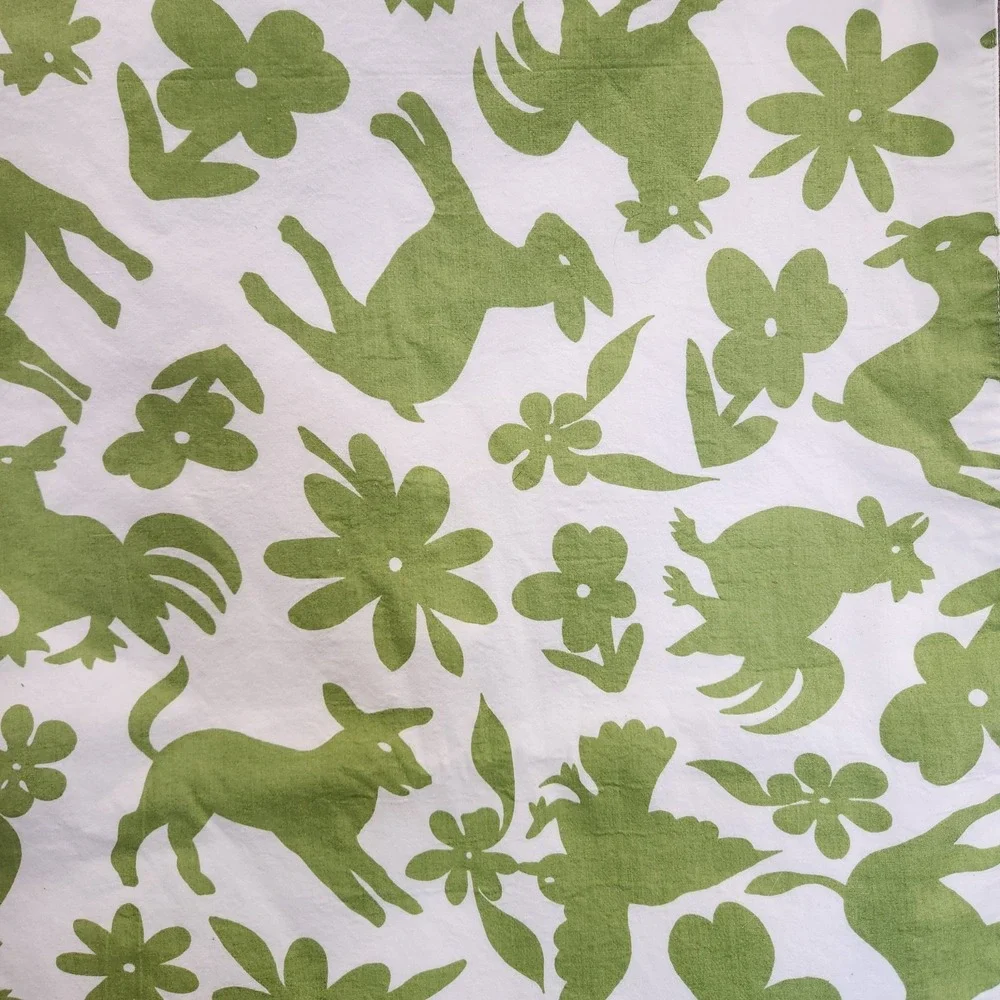 Pottery Barn Table‎ Runner 18